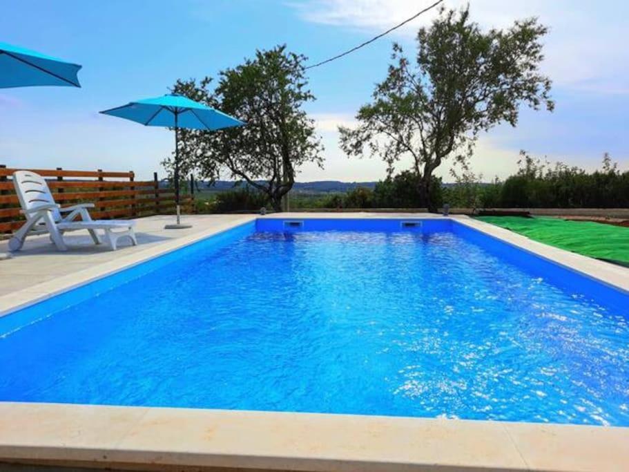 Holiday Home For 8 People, Pool + Sea View Vilanija Exterior photo
